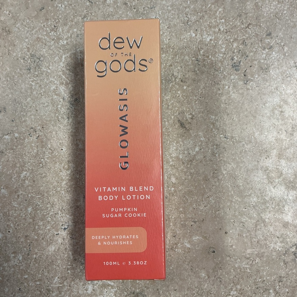 Dew Of The Gods Glowasis Vitamin Blend Body Lotion Pumpkin Sugar Cookie  3.38 Oz